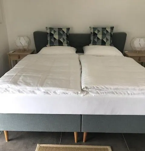 & Seeblick * Neukieritzsch